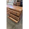 Image 2 : DYNAMIC FURNITURE 6 DRAWER DRESSER