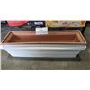Image 2 : 2 TRAYS OF SHELF BRAKETS, PLANT TRAY AND POTTERY PLANT POTS