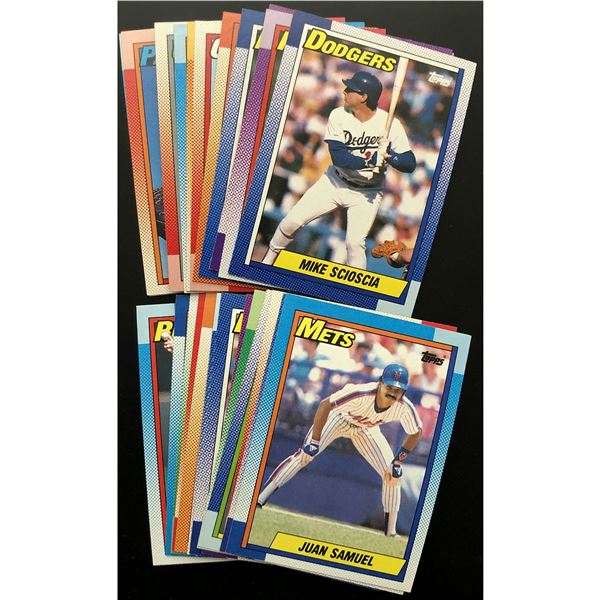 1990 TOPPS BASEBALL COLLECTION (25)