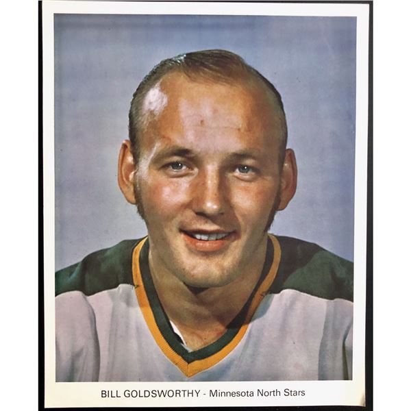 1972 BILL GOLDSWORTHY 7" x 8.75" MINNESOTA NORTH STARS PROMO PHOTO