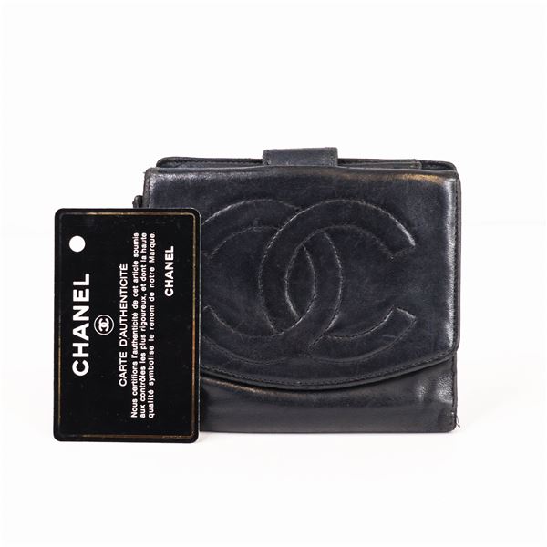 Chanel Black Lambskin CC Compact Wallet with Guarantee Card (4 series)