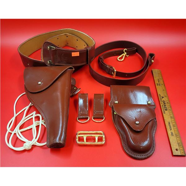 VTG Je Lortie Co. LTD Montreal RCMP Leather Belt & Holster