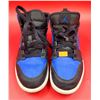 Image 2 : Pair Of Nike Air Jordan 1s Mid Size: 2Y