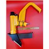 Image 1 : Bostitch MIIIFN Hardwood Flooring Cleat Nailer