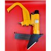 Image 2 : Bostitch MIIIFN Hardwood Flooring Cleat Nailer