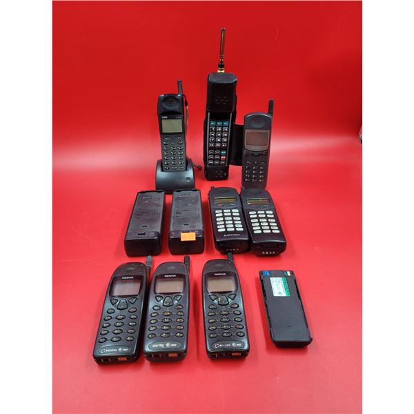 VTG Mobile Phone Lot (Nokia, Sony, etc.)
