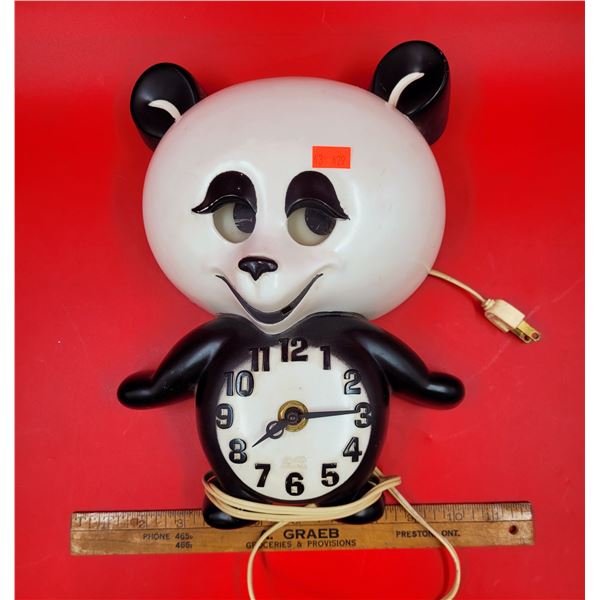 VTG Spartus Panda Clock Made in USA