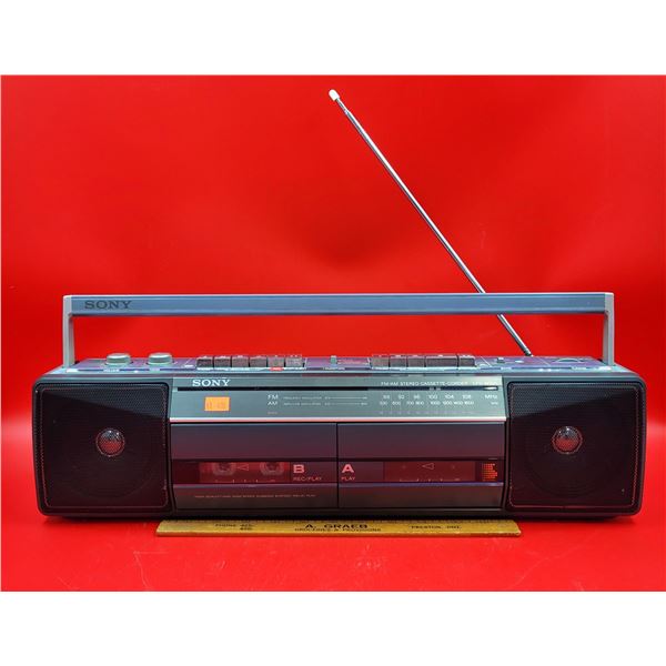 Sony FM/AM Stereo Cassette-Corder