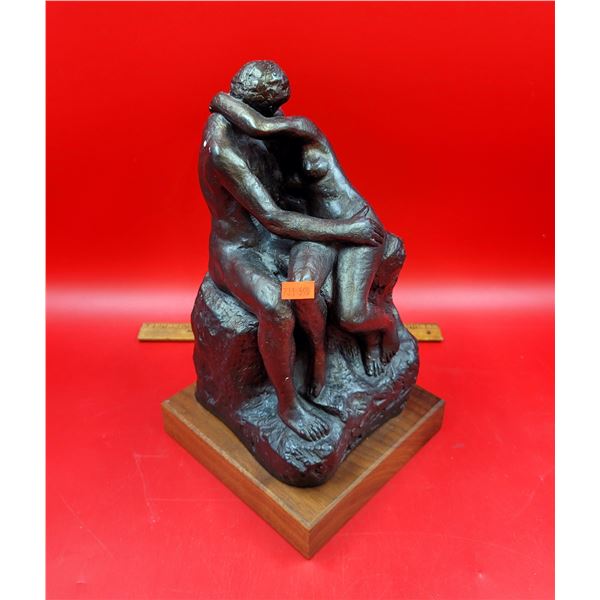 The Kiss Sculpture By Auguste Rodin