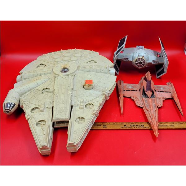 VTG Millennium Falcon, TIE Fighter, Naboo N-1 Starfighter Model Toys