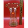 Image 2 : VTG Uranium Glass Vase