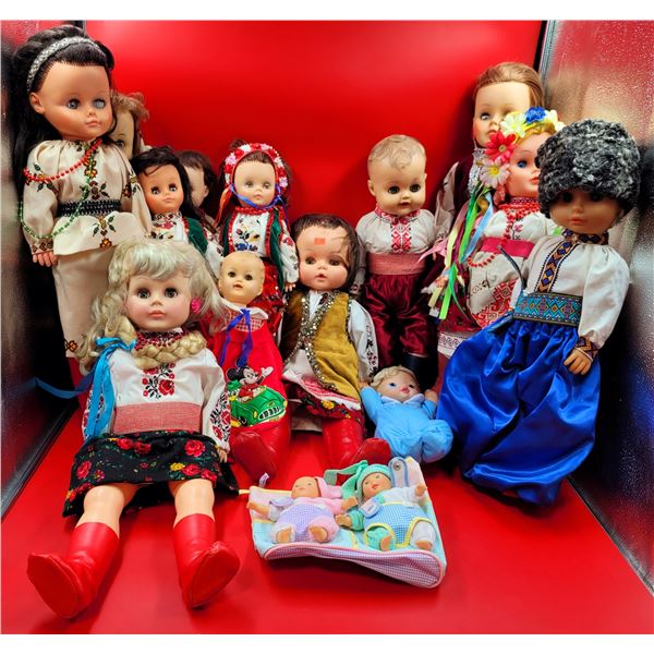 Large Lot Of VTG Dolls