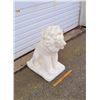 Image 2 : White Concrete & Fiber Glass Lion Statue