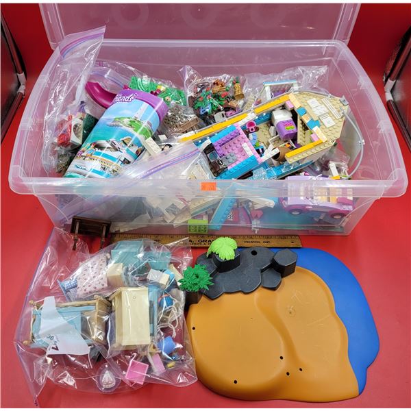 Box of Assorted Lego