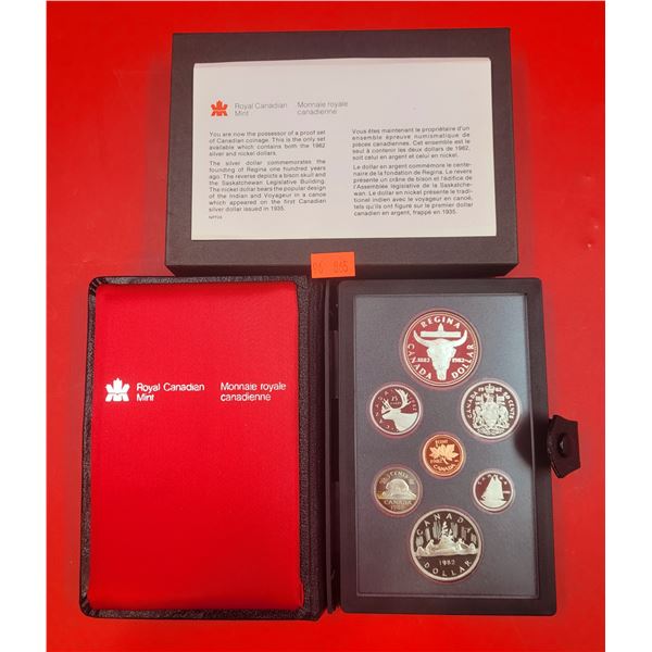 Royal Canadian Mint Uncirculated 1982 Coin Set w/ Silver Dollar
