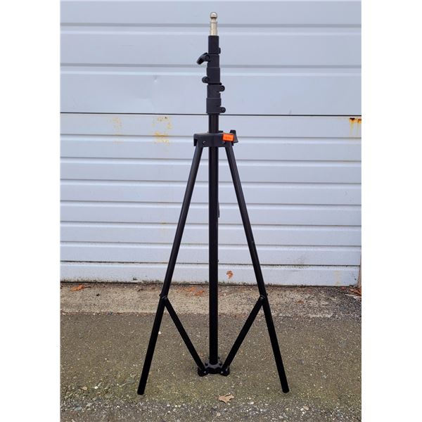 TriMax 307+ Compact Tripod Stand