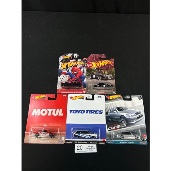 Nice Lot of 5 Specialty Hotwheels in Packages