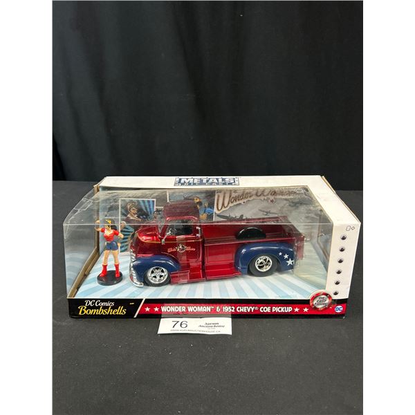 DC Bombshells Wonder Women + 1952 Chevry Roe Pickup 1/24 Scale Diecast Car