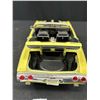 Image 6 : Maisto 1972 Chevrolet Chevelle Convertible 1/18th Sclae Diecast CAR (Yellow)
