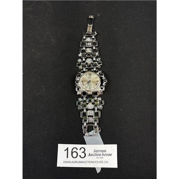 Vintage Mechanical Vendome Ladies Watch 17 Jewels Winder Missing