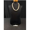 Image 1 : Large Pearls Necklace