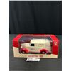 Image 1 : 1/24th Scale 1939 Chevy Pannel Truck Still in Box