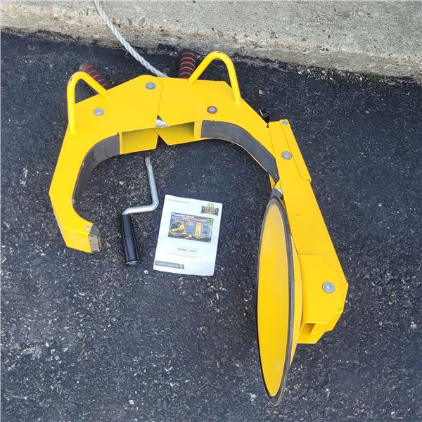 Brand New Wheel Lock Boot w/ 3 Keys