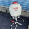 Image 1 : Chapin ProSeries Backpack Sprayer 4 Gallon Model 61800