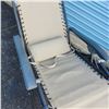 Image 3 : Gravity Lounger Chair