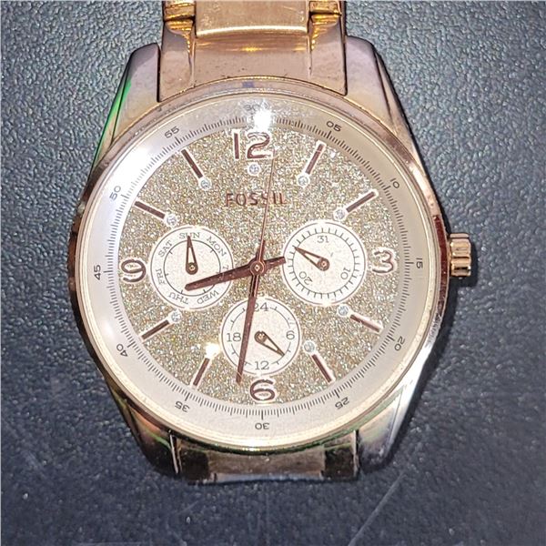 Ladies Fossil Chronograph Watch 251609 - Untested, likely needs a new battery