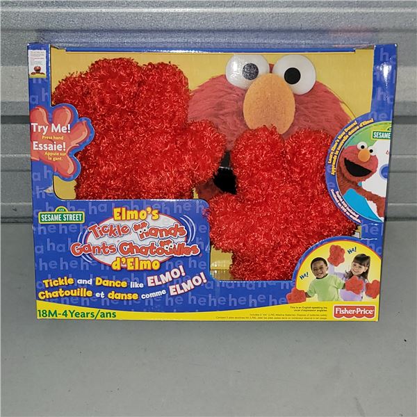 Brand New Sesame Street Elmo's Tickle Hands