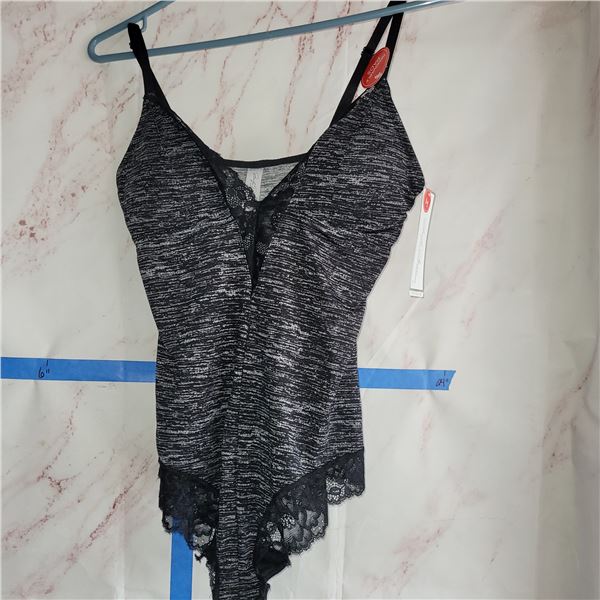 NWT Marilyn Monroe Body Suit Size Medium