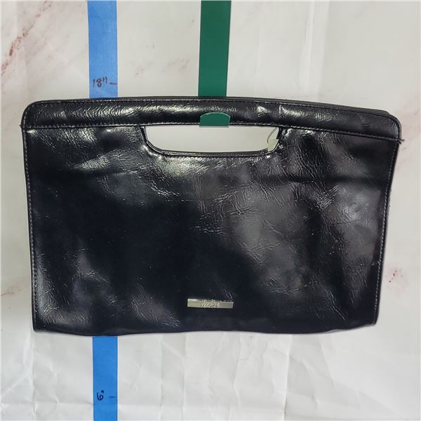 NWT Kenneth Cole Reaction Sleek Clutch Black Handbag
