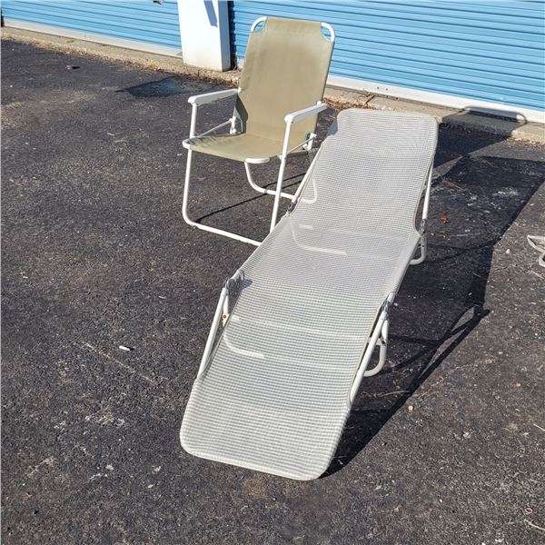 Vintage Cloth Lawn Chair & Vtg Pool  Lounger