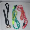 Image 1 : Dog Training Items - 2 Leashes, 1 Bathroom Bell Trainer