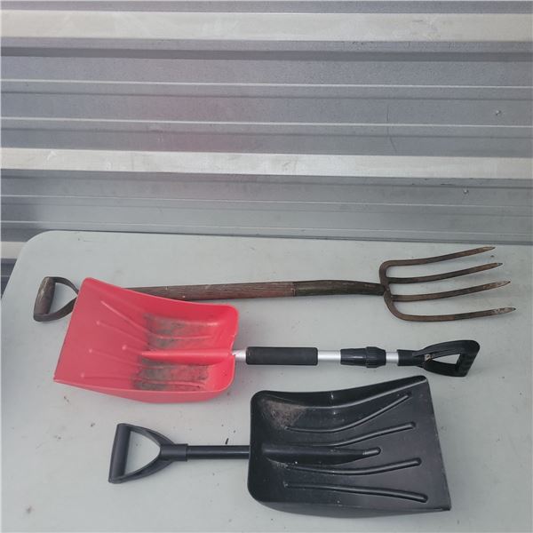 Pitchfork, 2 Vehicle Shovels