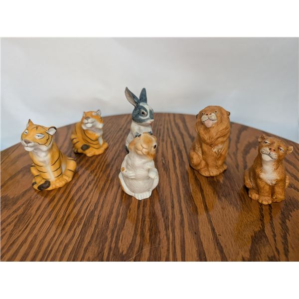 Taiwan Vintage Porcelain Animal Salt & Peppers