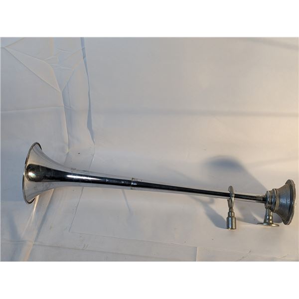 International Harvester Tractor Horn