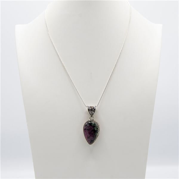 Beautiful Natural Ruby Zoisite 28.5 Ct Pendant