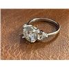Image 2 : 3.00 CT GRA CERTIFIED ROUND BRILLIANT CUT MOISSANITE STONE VVS D COLOR SET IN CENTER WITH HEART CUT 