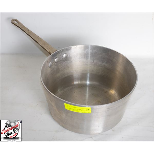 JOHNSON ROSE 5.5 QUART ALUMINUM POT