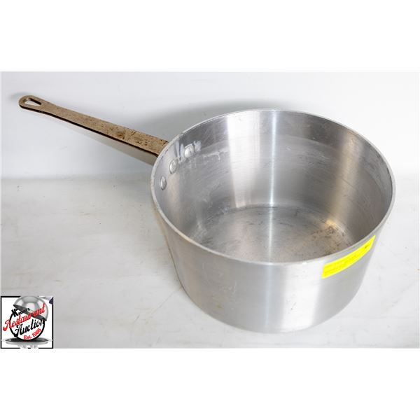 JOHNSON ROSE 5.5 QUART ALUMINUM POT