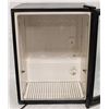 Image 2 : AVANTI COUNTER TOP REFRIGERATOR