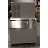 Image 1 : UNKNOWN MAKE AND MODEL ICE MAKER W/ ICE BIN