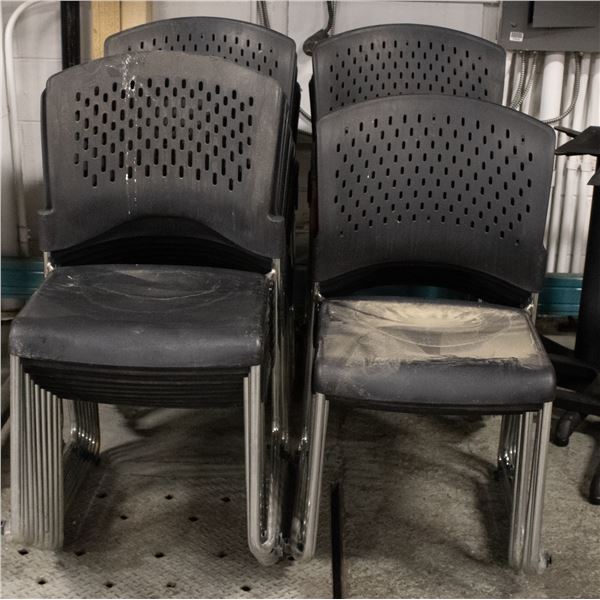 32 BLACK PLASTIC STACKING CHAIRS