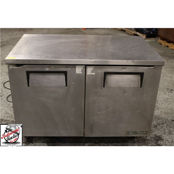 TRUE 48" DOUBLE DOOR UNDER COUNTER COOLER