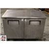 Image 1 : TRUE 48" DOUBLE DOOR UNDER COUNTER COOLER