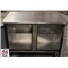 Image 2 : TRUE 48" DOUBLE DOOR UNDER COUNTER COOLER