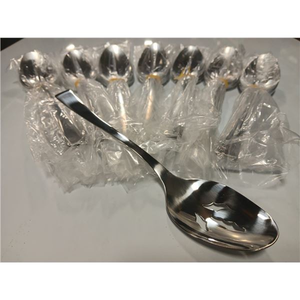 UNCLAIMED: 2 DOZEN NEW LARGE SWISS PIERCED DINNER