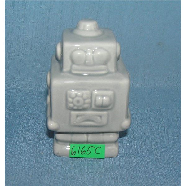 Classic Porcelain Robot gray glaze